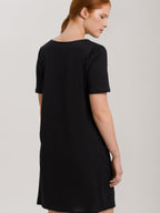 black / L
