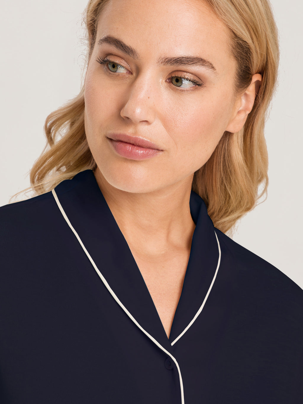 deep navy / L