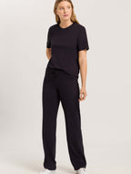 black / L