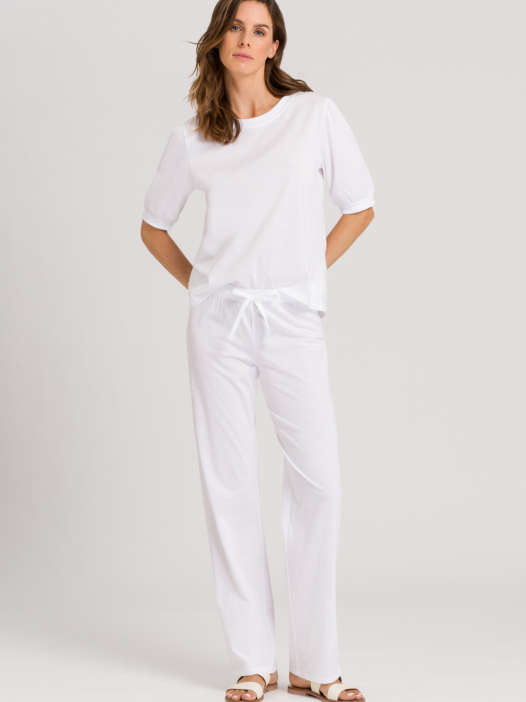 white / L