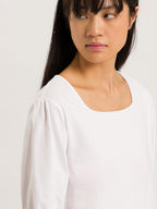 white / L