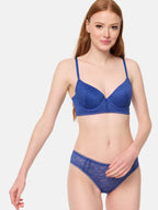 blau / 70 A