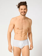 WHITE / 4