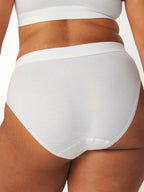 WHITE / 38