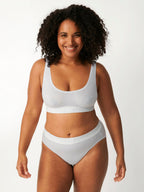WHITE / 38