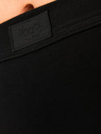 BLACK / 38