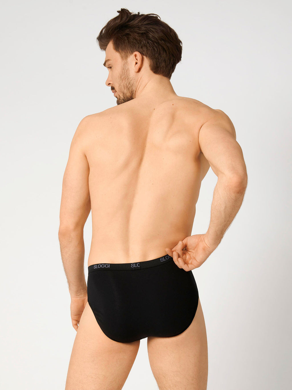 BLACK / 4