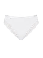 WHITE / 38