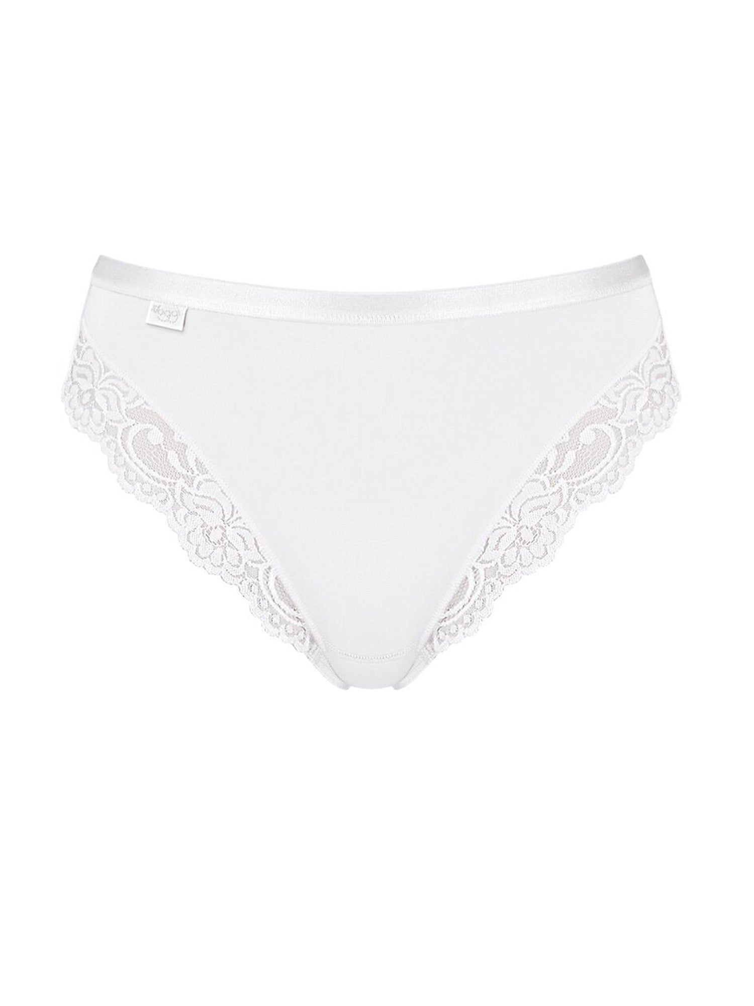 WHITE / 38