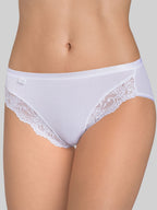 WHITE / 38