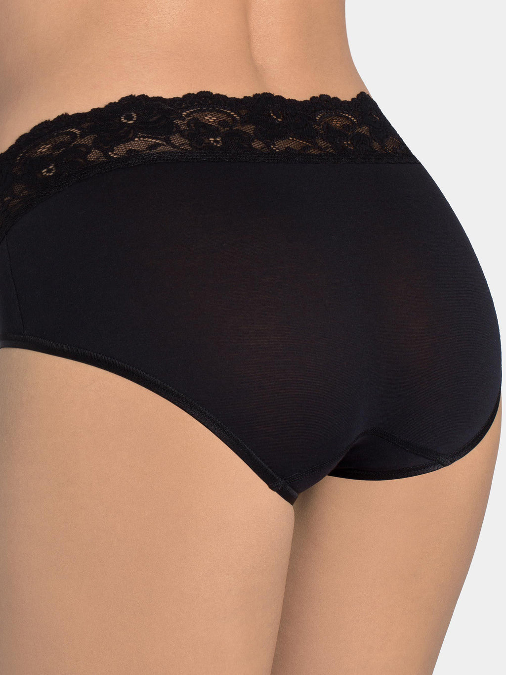 BLACK / 38