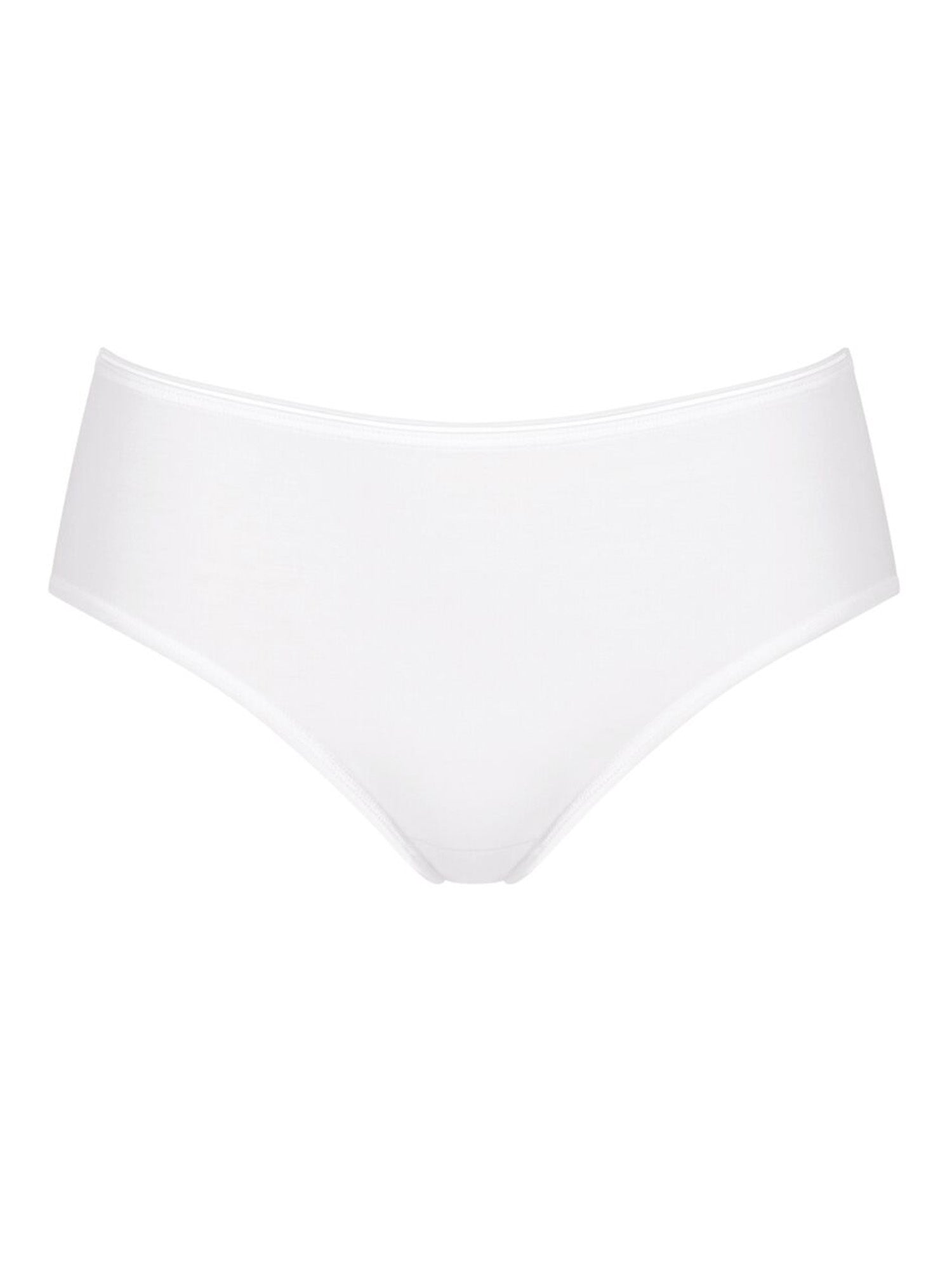 WHITE / 38