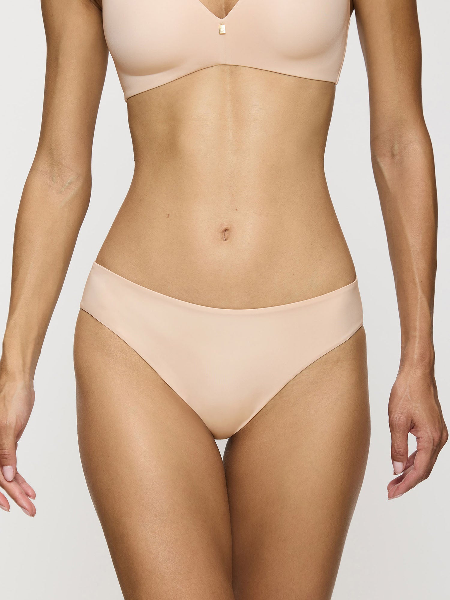 BEIGE / 36
