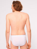 WHITE / 4