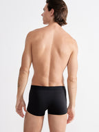 BLACK / 4