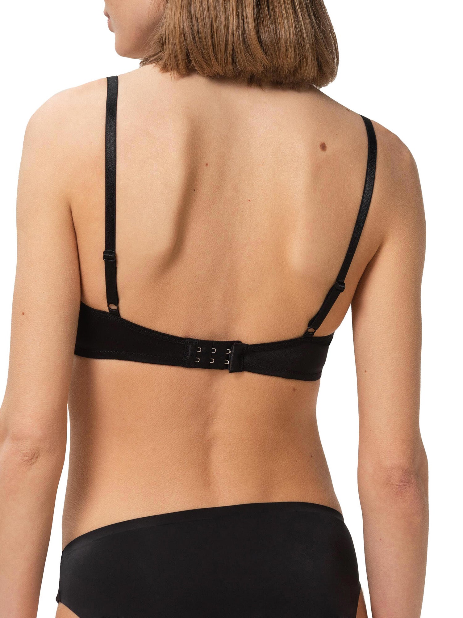BLACK / 70A