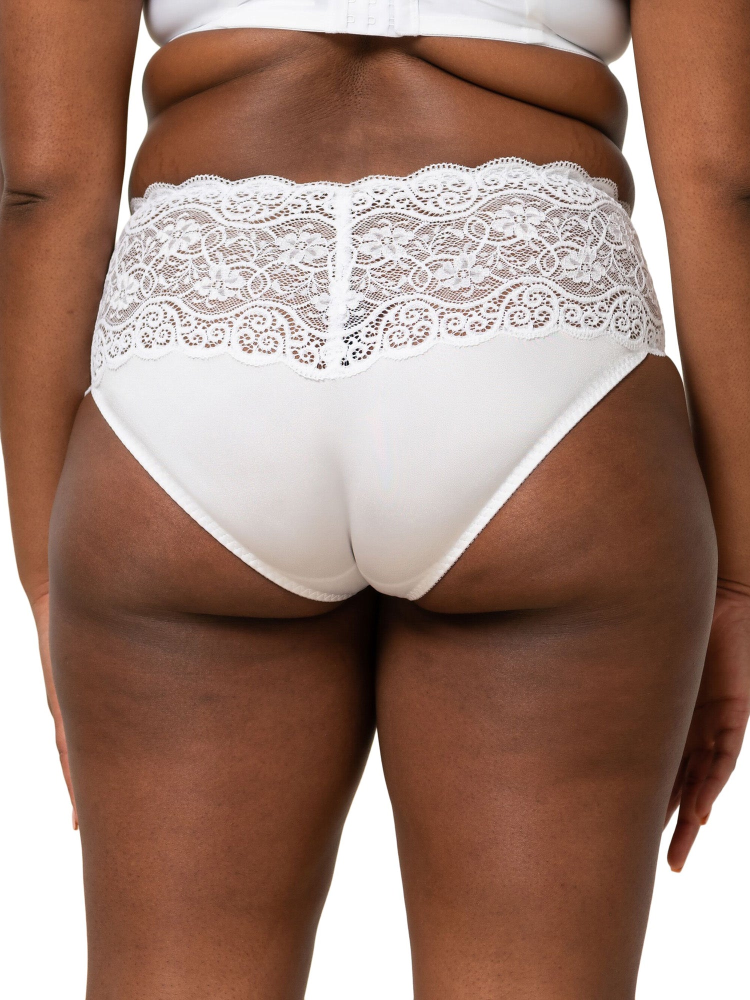 WHITE / 36