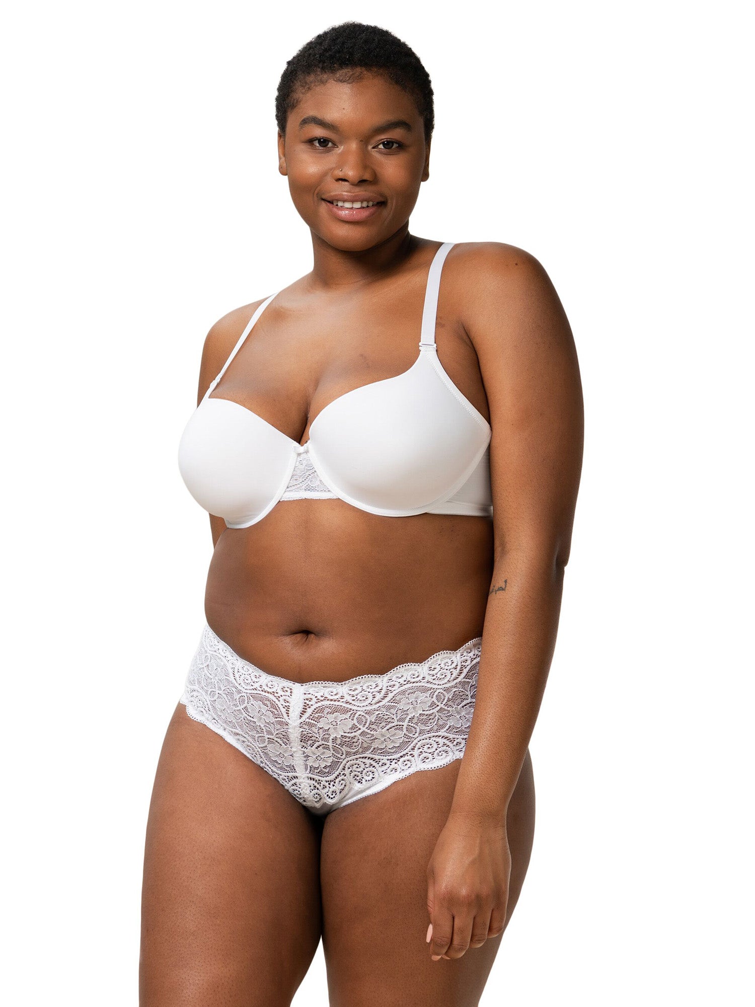 WHITE / 36