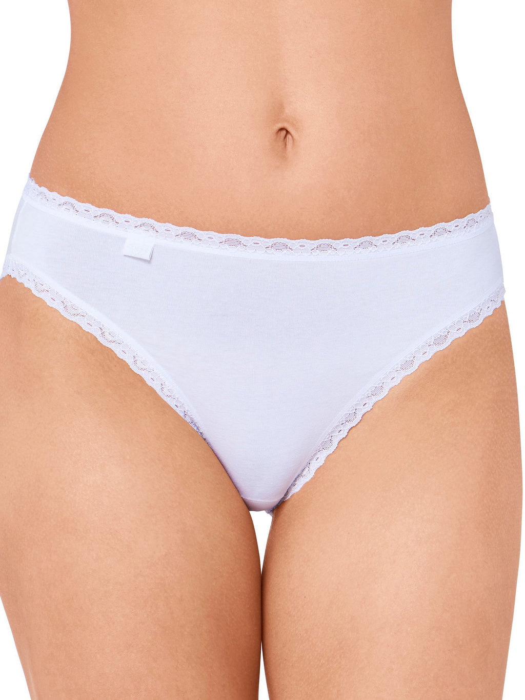 WHITE / 38