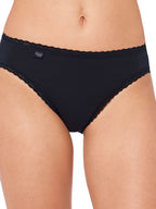 BLACK / 38