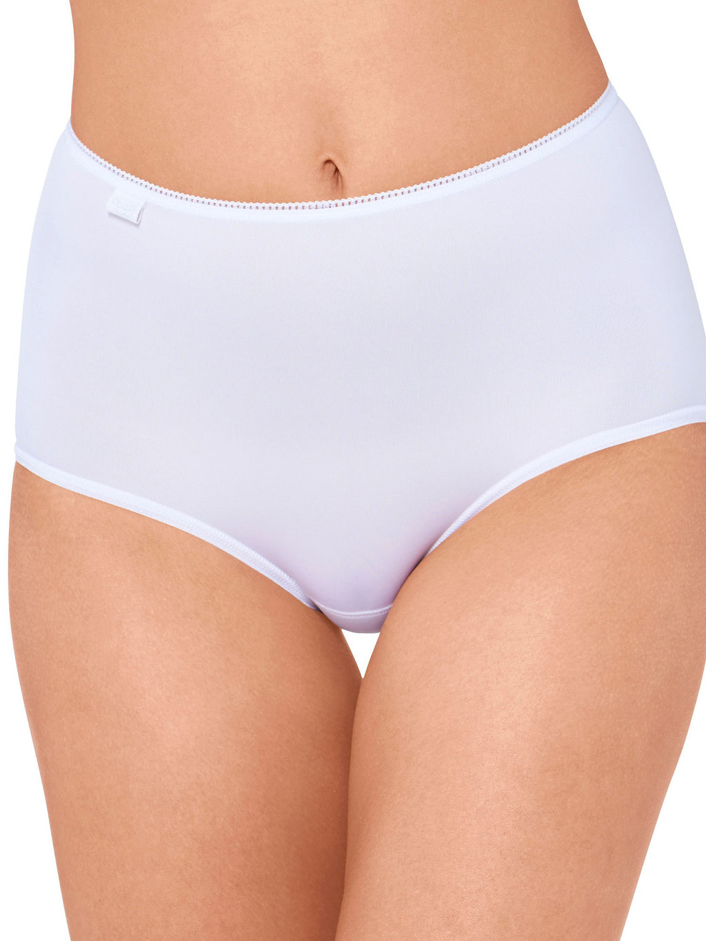 WHITE / 38