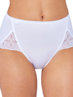 WHITE / 38