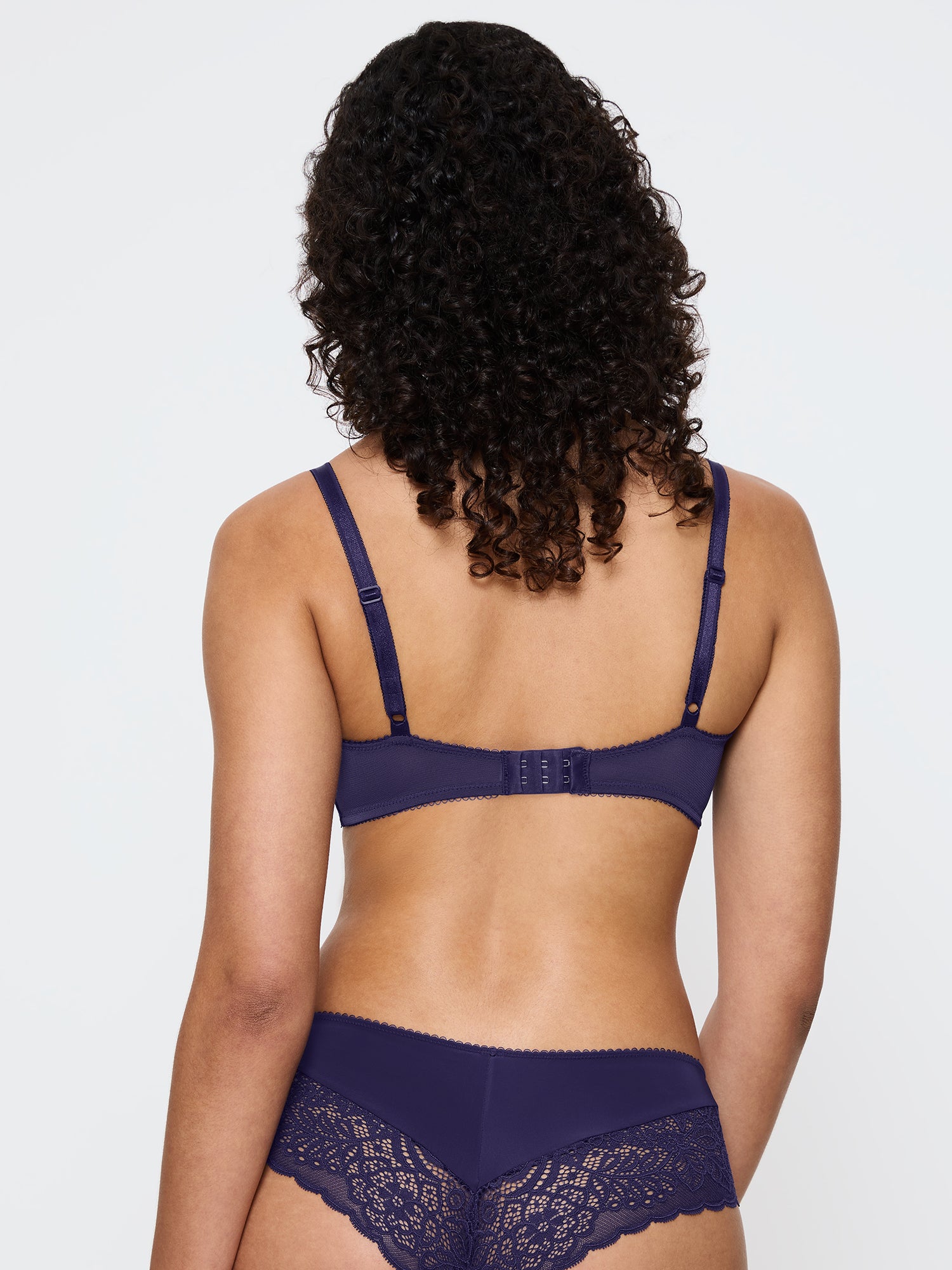PRUSSIAN BLUE / 70C