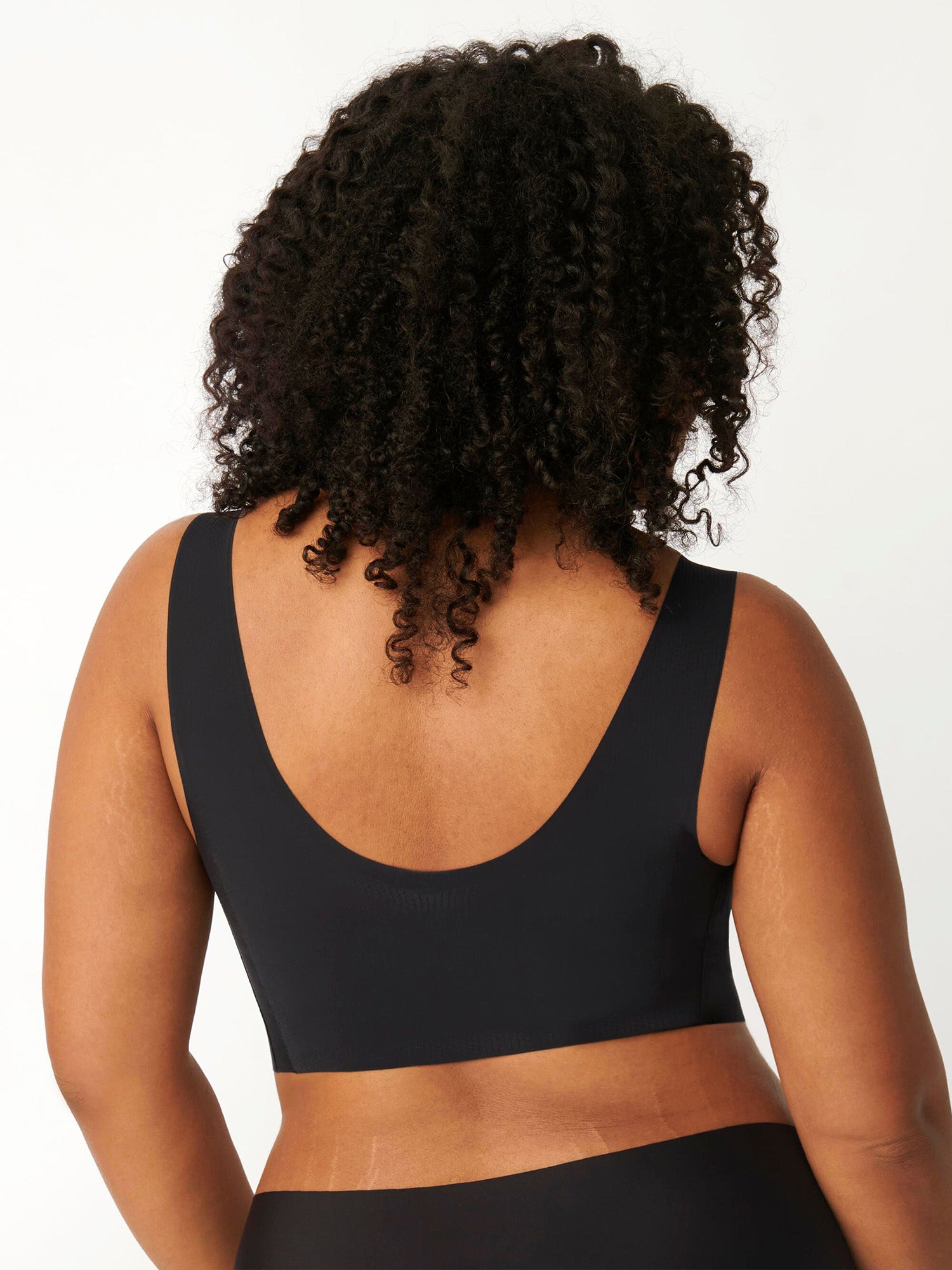 BLACK / L