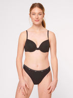 BLACK / 38