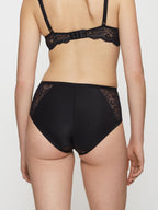 BLACK / 36