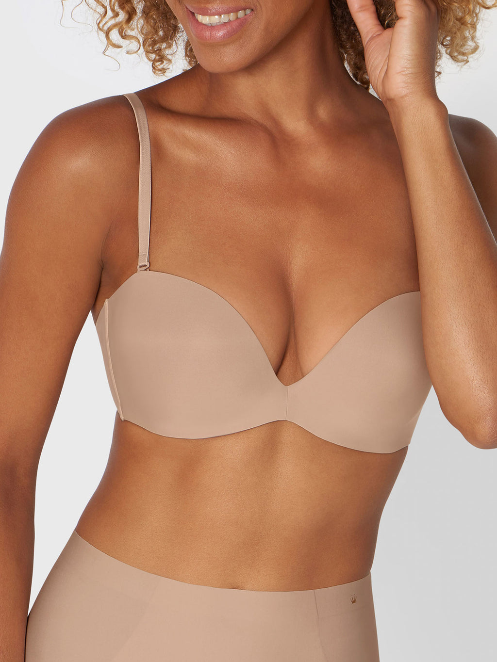 SMOOTH BEIGE / 70A