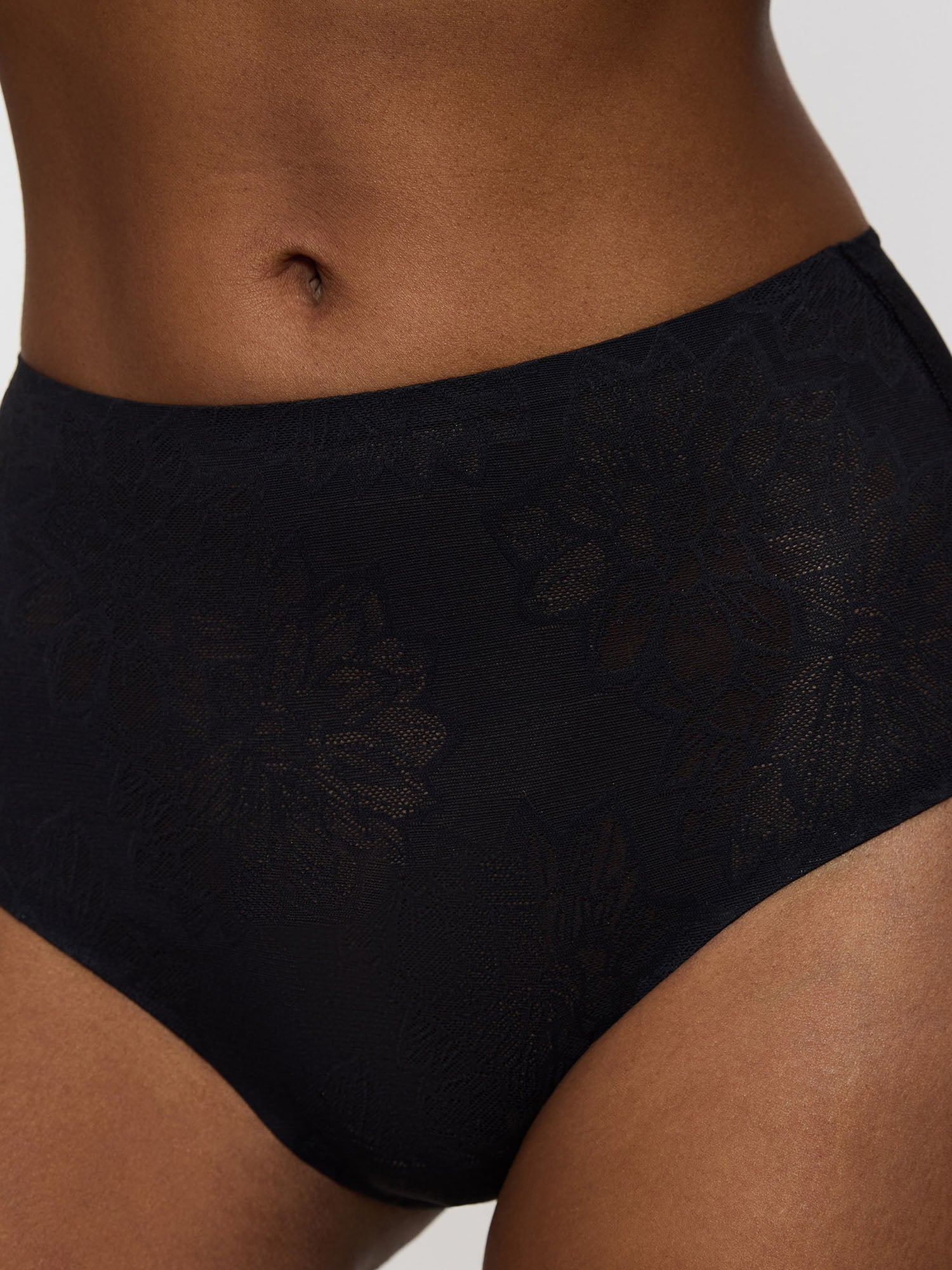 BLACK / L