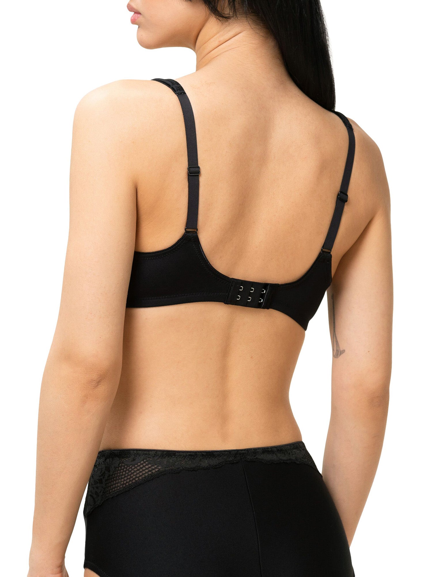BLACK / 100B