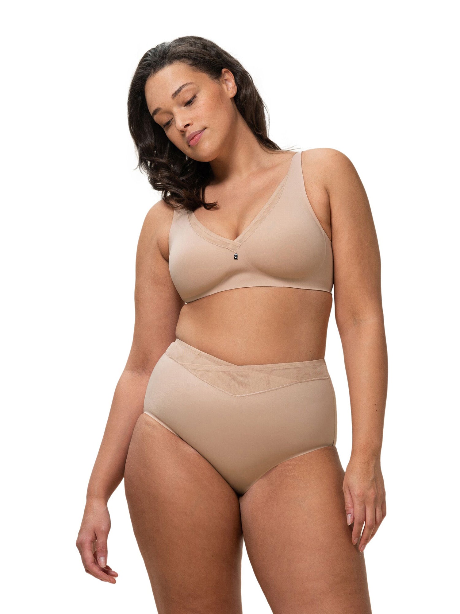 SMOOTH BEIGE / 100C