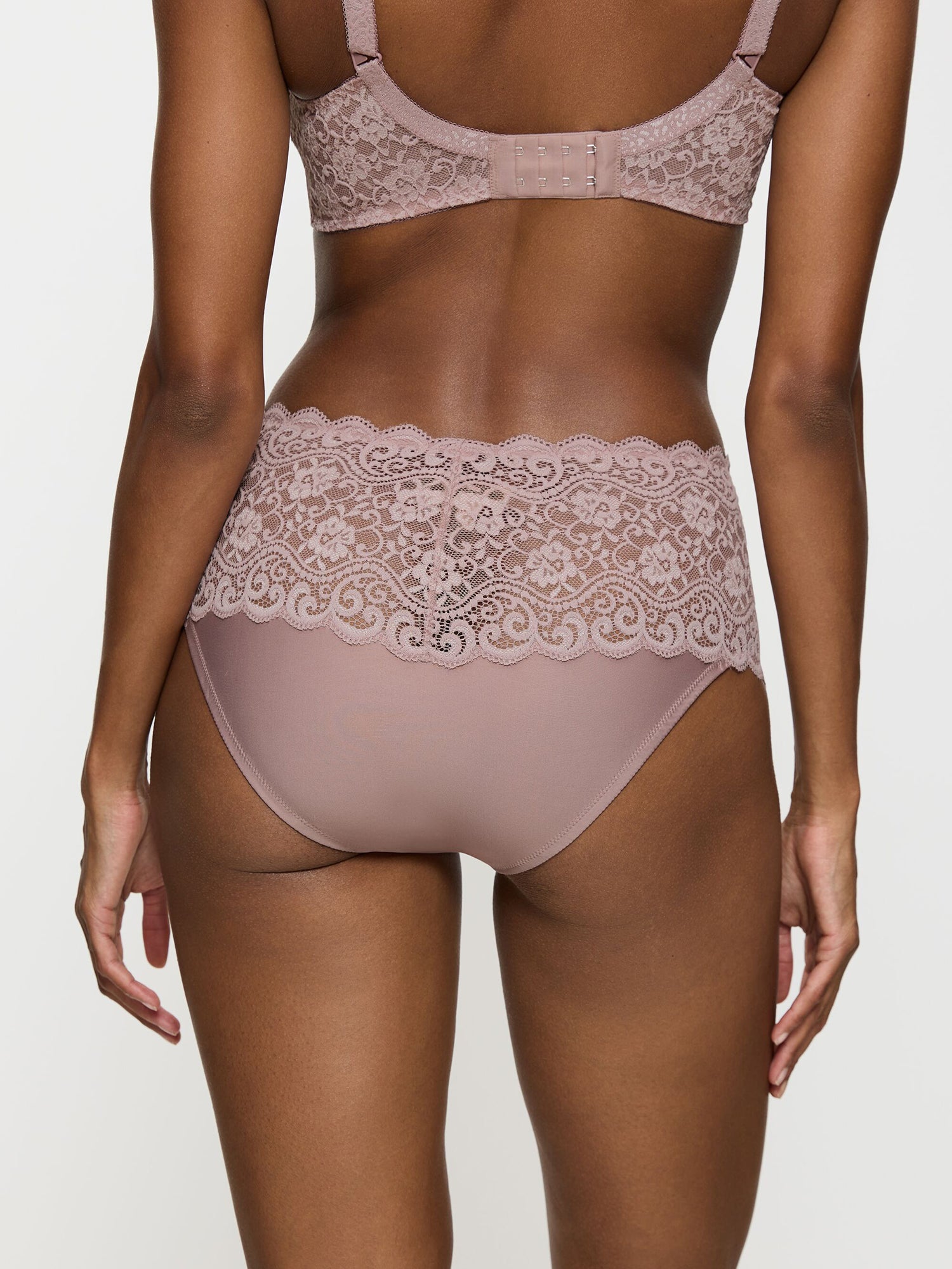 MAUVE ROSE / 36