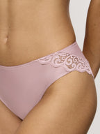 MAUVE ROSE / 36
