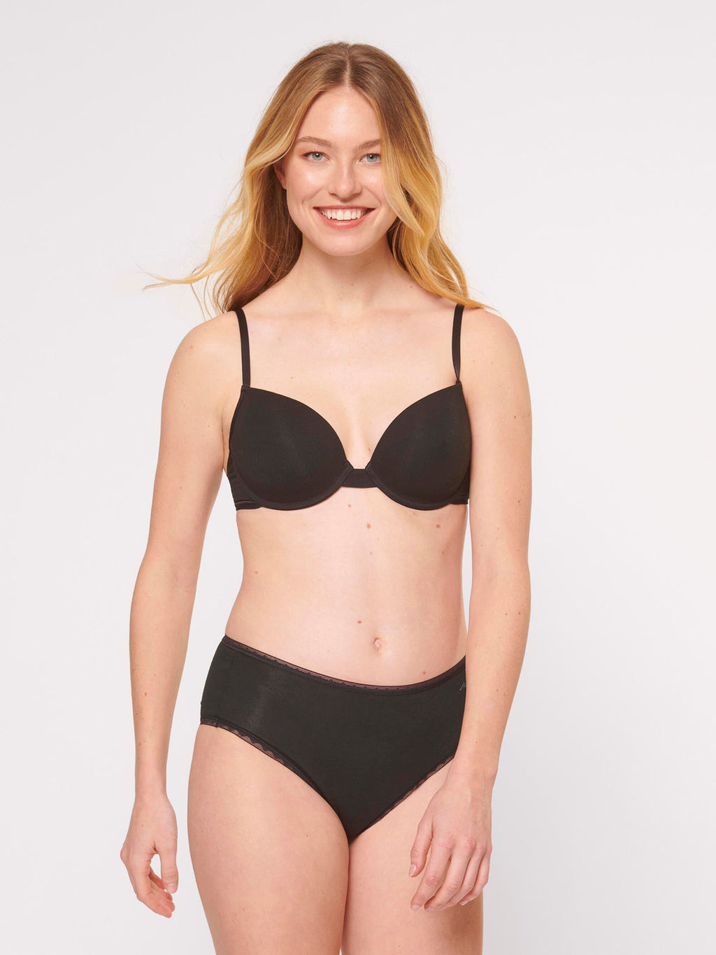 BLACK / L