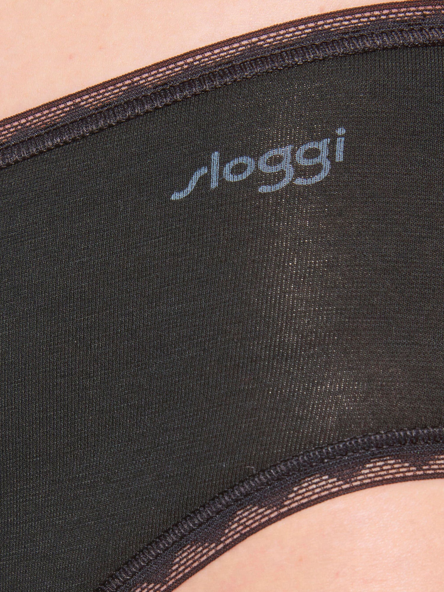 BLACK / L