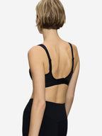 BLACK / 100 B
