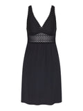 BLACK / 36
