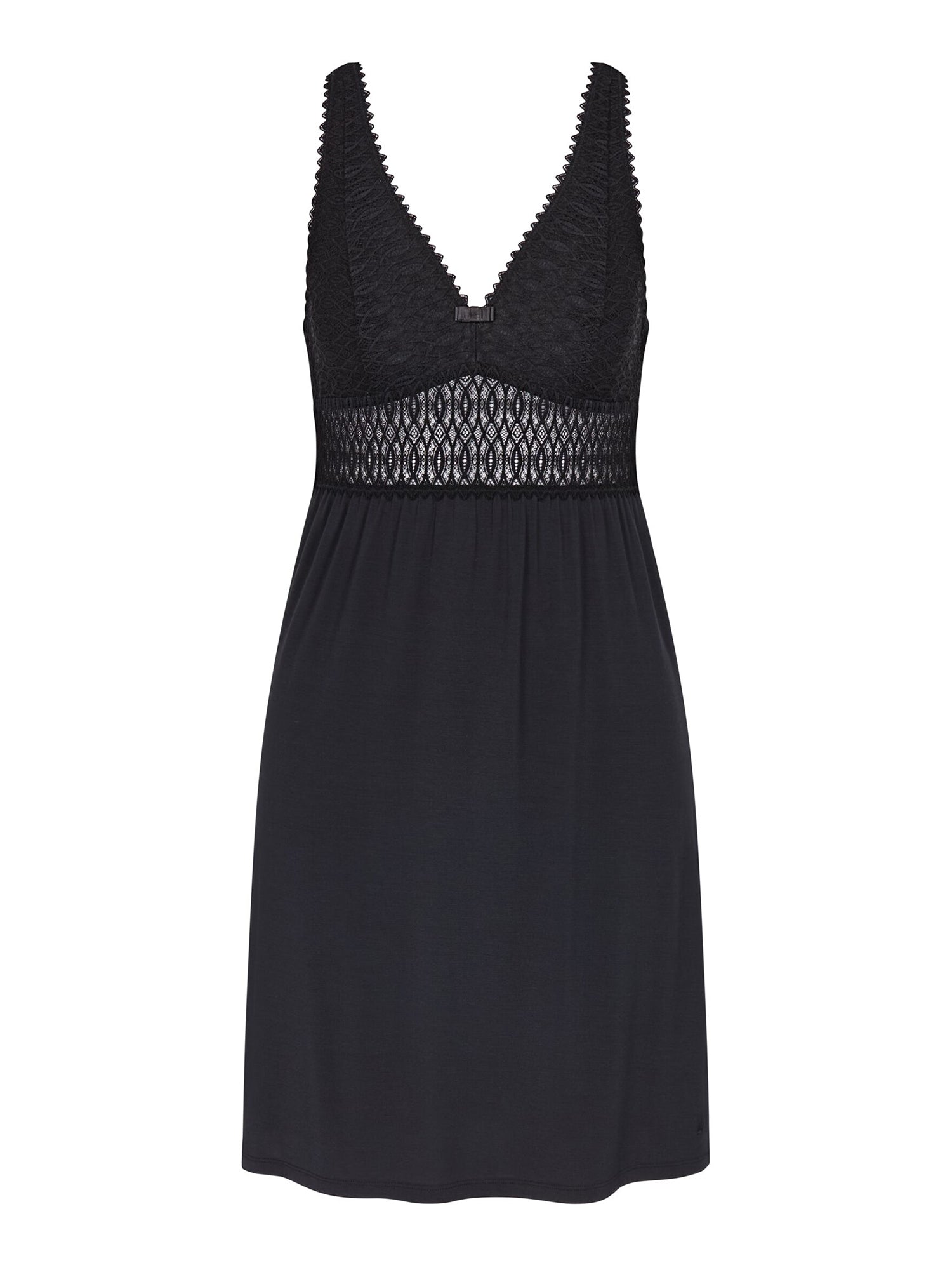 BLACK / 36