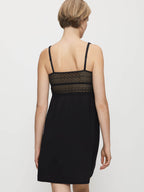 BLACK / 36