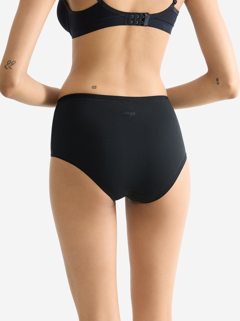 BLACK / L