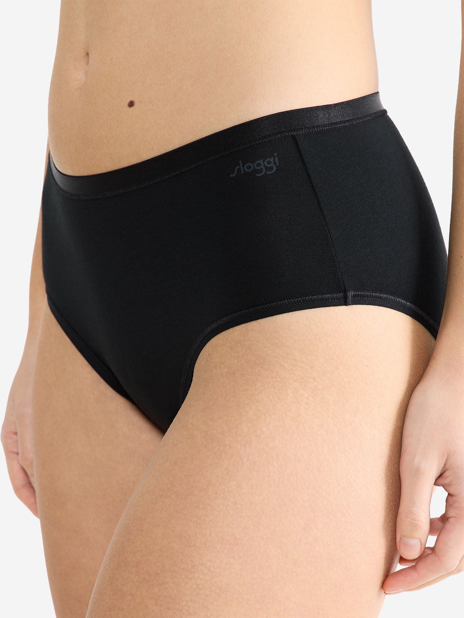 BLACK / L