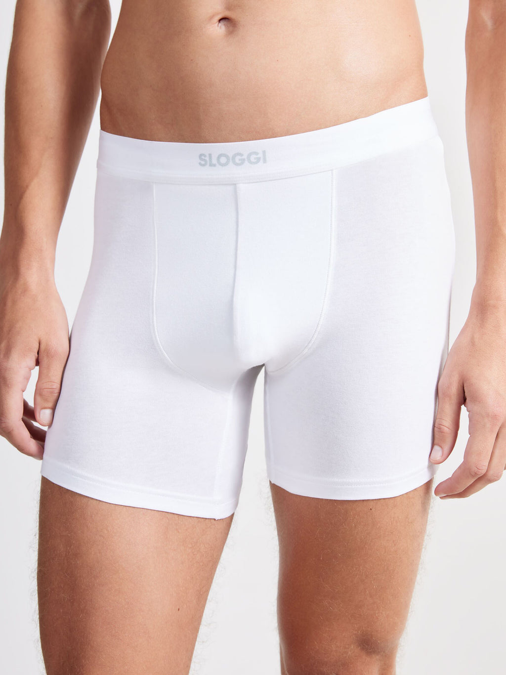 WHITE / L