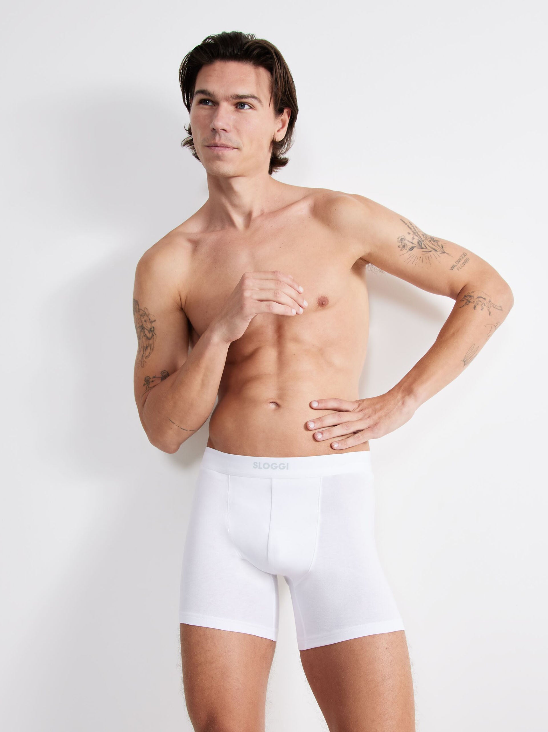 WHITE / L