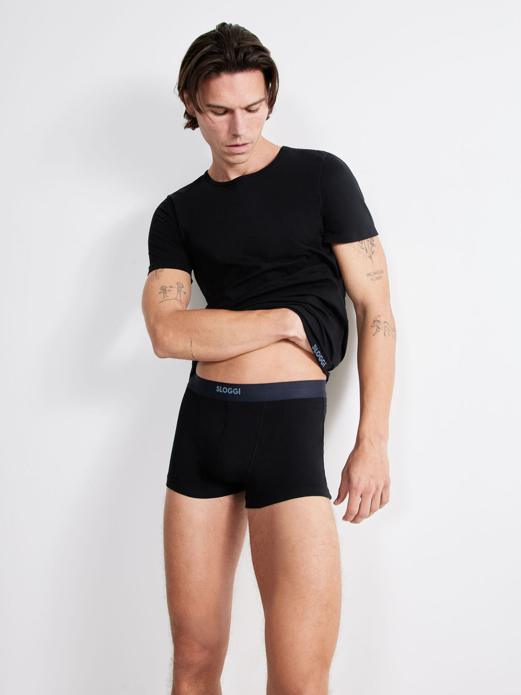 BLACK / L