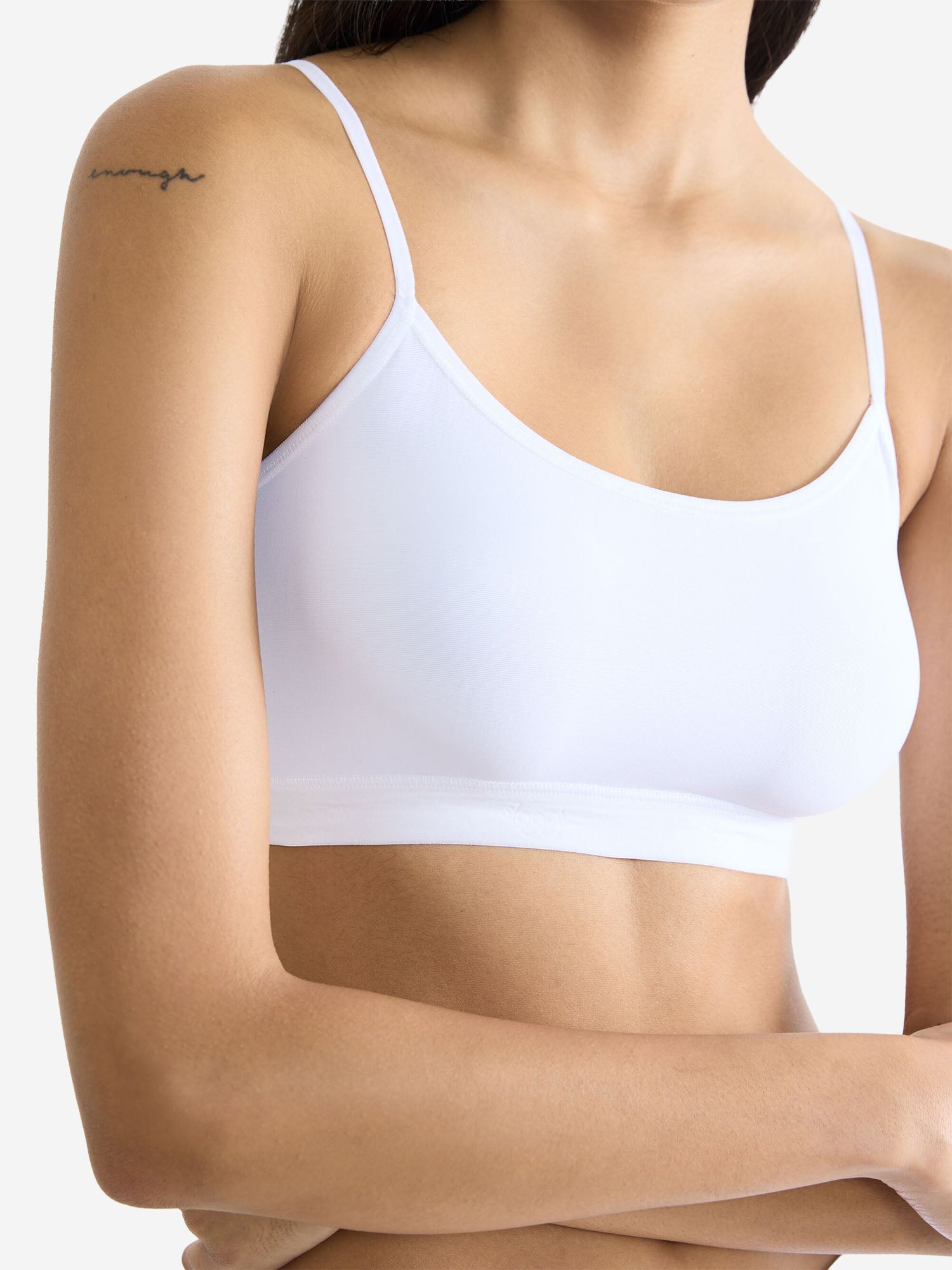 WHITE / 36