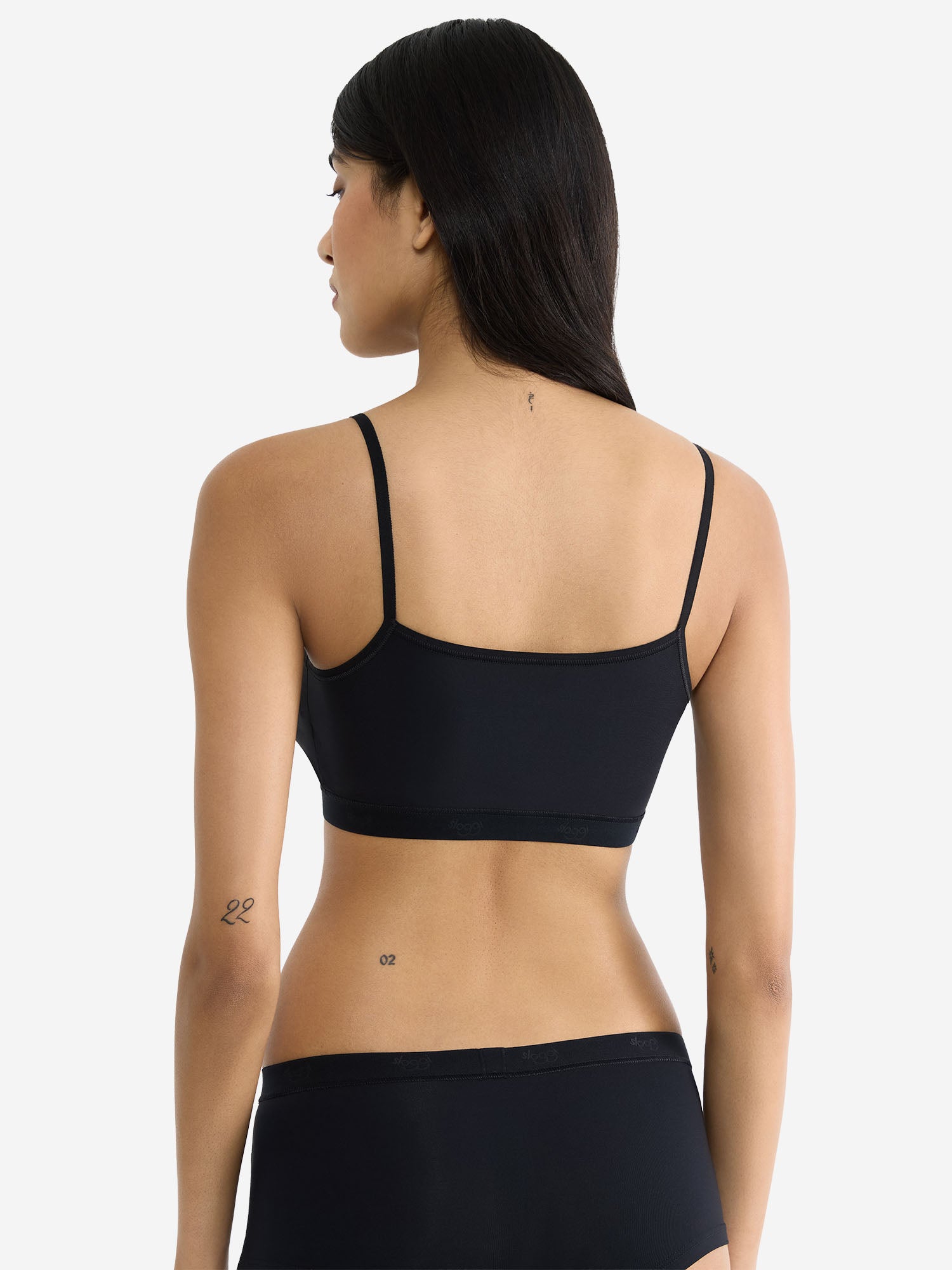 BLACK / 36