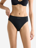BLACK / 36